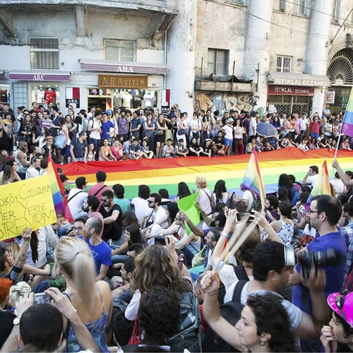 Marden-Smith-Gay-Pride-Istanbul-001